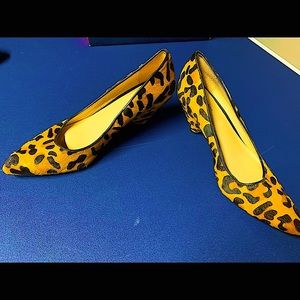 Halogen animal print leather pumps